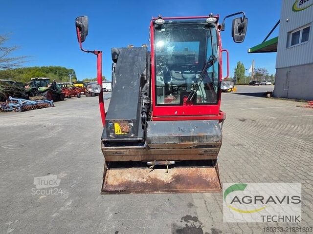Silage tehnologija Trioliet TRIOTRAC 2 2000 VL FPT