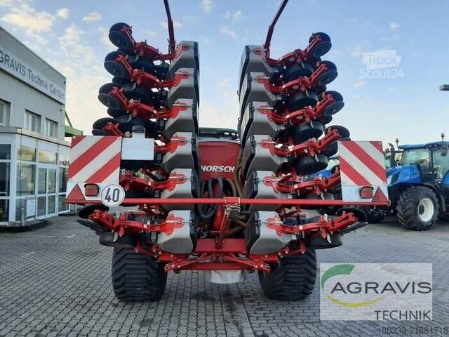 Semeadora de precisão Horsch MAESTRO 12 CC