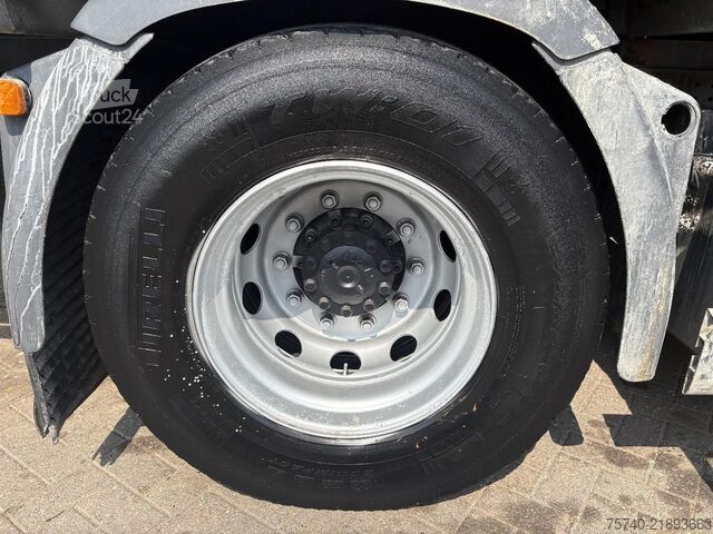 Gesloten bak MAN TGS 18.360 + ISOLATION FABRIC INCL ENGINE + BDF...