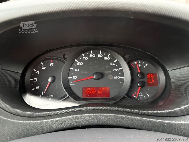 Dostavno vozilo s kesonom RENAULT Master T35 2.3 dCi L3 Koffer LBW Klima 99kW