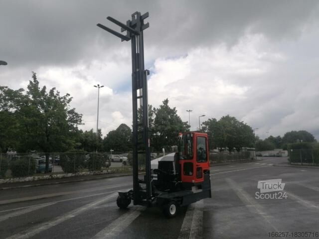 Chariot élévateur multidirectionnel  C40-12/55