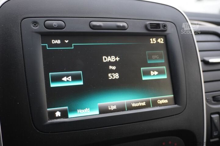 Delivery van Renault Trafic 2.0 dCi 120PK 2x schuifdeur EURO 6 - Air...