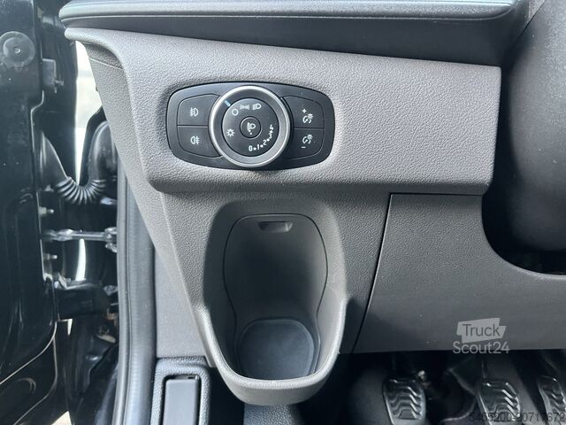 High-roof van Ford Transit Custom 300 2.0 TDCI L2H1 Sortimo kastin...