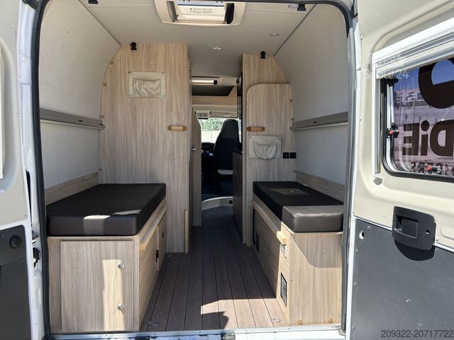 Husvagn/husbils Fiat Weinsberg Carabus 600 K | 4 Posti Letto | Completamente Attrezzato