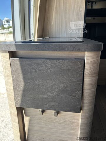 Husvagn/husbils Fiat Weinsberg Carabus 600 K | 4 Posti Letto | Completamente Attrezzato