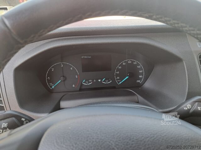 Jäähdytetty kuorma-auto Ford Transit