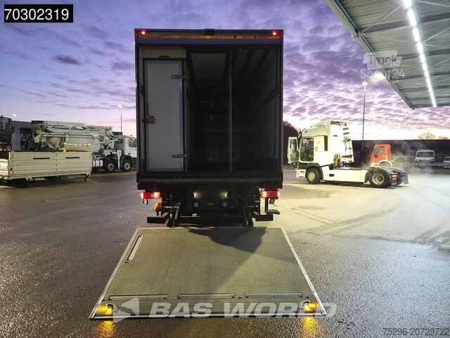 Kühl-/Tiefkühltransport Volvo FM 330 6X2 Frigoblock FK25SL 2000kg Ladebordwan...