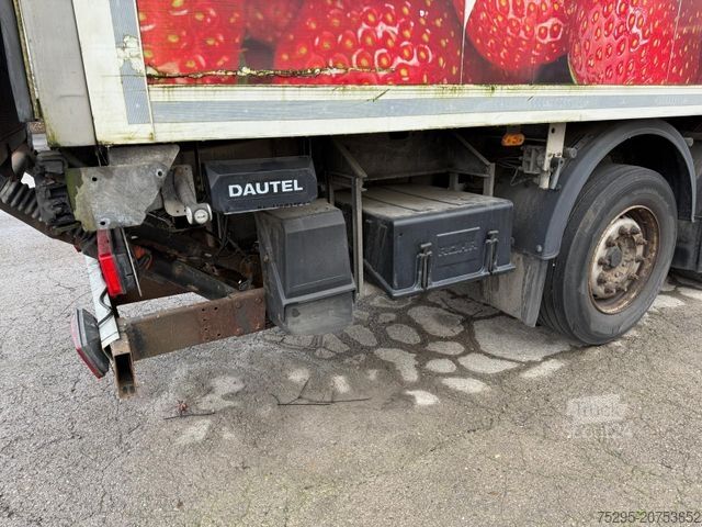 Koeltrailers ROHR 2 Achs Tandem Koffer Durchladesystem LBW defekt
