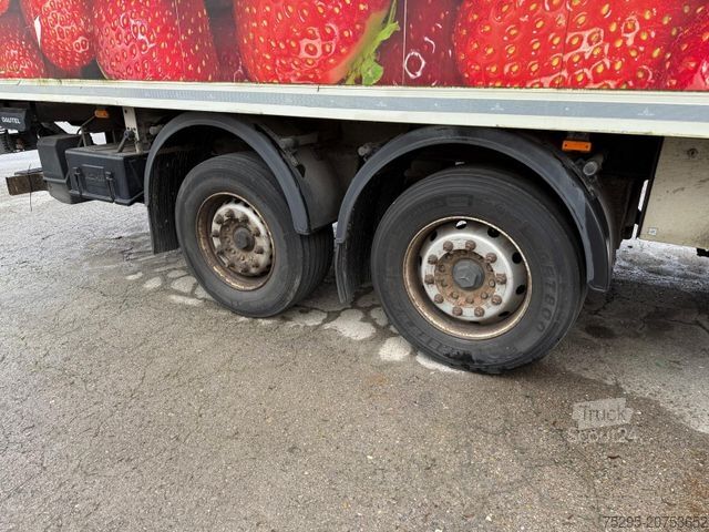 Koeltrailers ROHR 2 Achs Tandem Koffer Durchladesystem LBW defekt