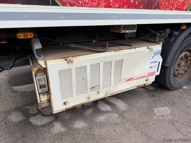 Koeltrailers ROHR 2 Achs Tandem Koffer Durchladesystem LBW defekt