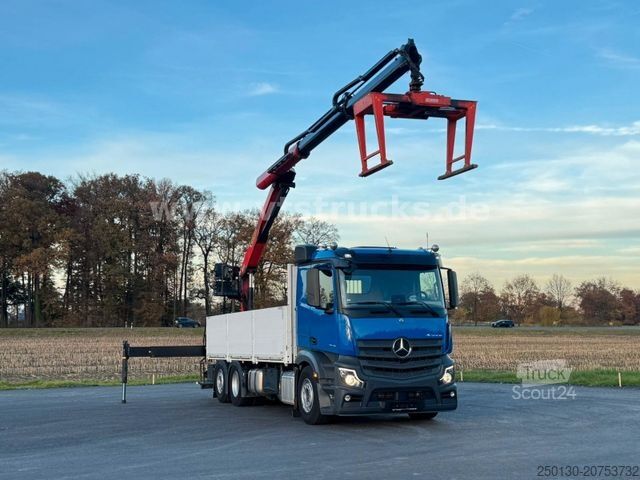 Plattewagen met zeil MERCEDES-BENZ Actros 2545 MP5 6x2 Palfinger 23.001 Tec3
