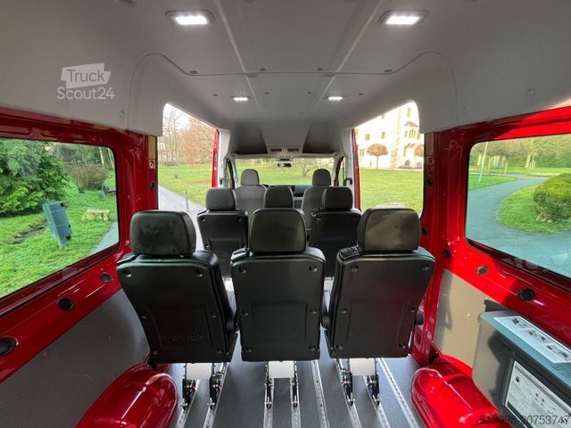 Микробус VOLKSWAGEN CRAFTER 2.0 TDI 8 SITZER KLIMA 1.HAND HECKLIFT