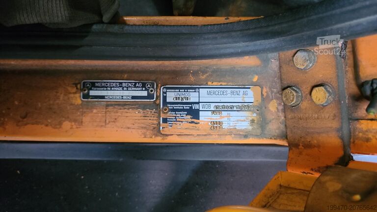 Veículo comercial - basculante Mercedes-Benz Unimog 418/10