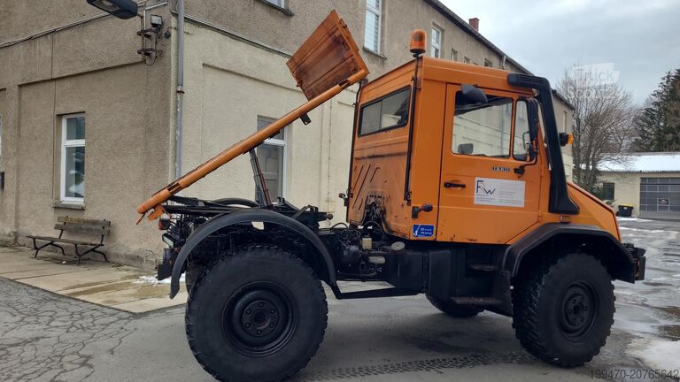 Veículo comercial - basculante Mercedes-Benz Unimog 418/10