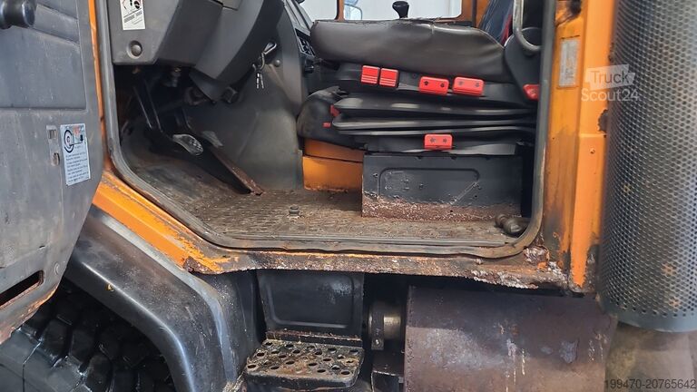 Veículo comercial - basculante Mercedes-Benz Unimog 418/10