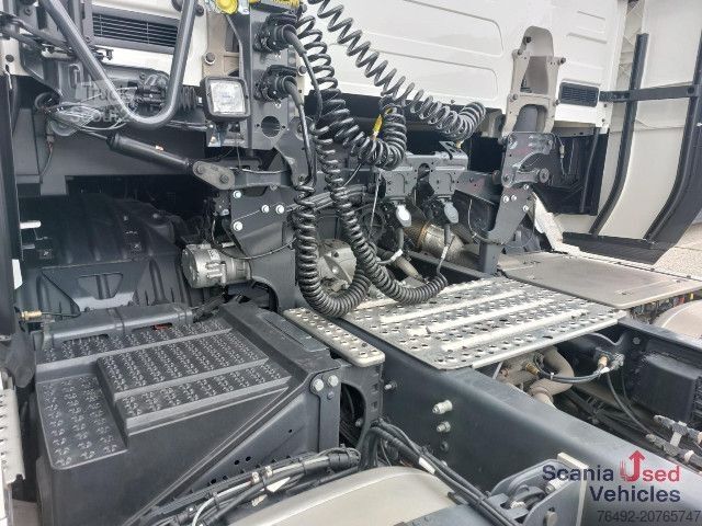 Standarta vilcējs Scania S 500 A4x2LA Highline 4-Balg Luftfederung LEDER