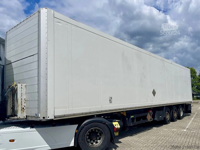 Bőrönd Schmitz Cargobull SAF AXLES, DISC BRAKES