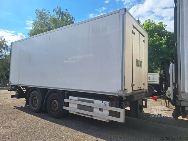 Chłodnia (samochód ciężarowy) Iveco Stealis 260S42 2018 Thermo-King T- TÜV 6x2