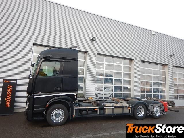 Maināms virsbūves kravas automobilis  Actros 2553 L BDF