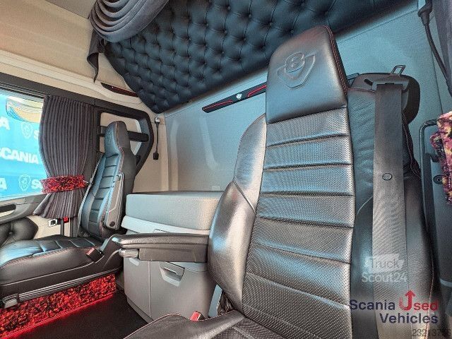Standaard trekker Scania S 530 A4x2NB RETARDER 9T FULL AIR P-AIRCO V8