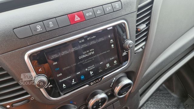 Minibus IVECO Daily C35 M1 9 Sitzer sauberes Fahrzeug