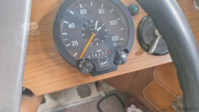 Autokar VOLVO Paket 1 x Saurer L4C + Volvo  B 10