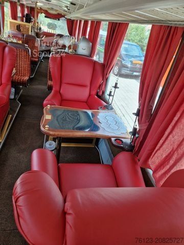 Autokar VOLVO Paket 1 x Saurer L4C + Volvo B 10