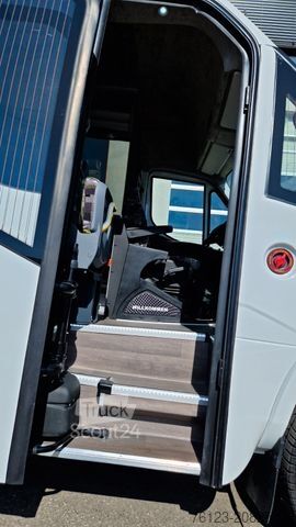 Minibus IVECO Daily C 65 Sprinter 519 MAN TGE Crafter