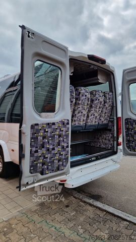 Minibus IVECO Daily C 65 Sprinter 519 MAN TGE Crafter