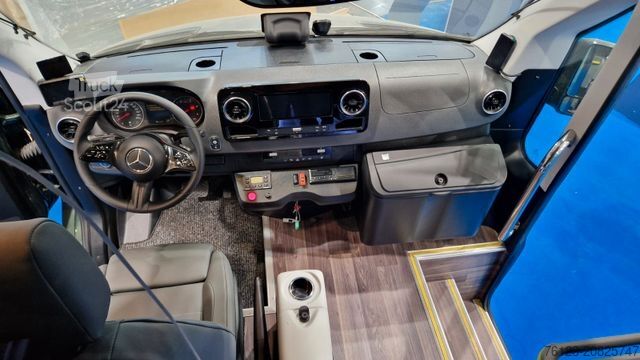 Minibús MERCEDES-BENZ 519 Sunset S 4 Ferqui Chasis 907 Vorlauffahrzeug