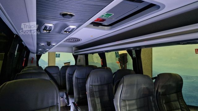 Minibús MERCEDES-BENZ 519 Sunset S 4 Ferqui Chasis 907 Vorlauffahrzeug