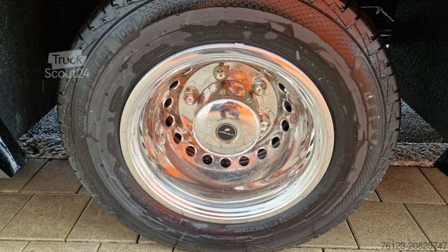 Minibús MERCEDES-BENZ 519 Sunset S 4 Ferqui Chasis 907 Vorlauffahrzeug