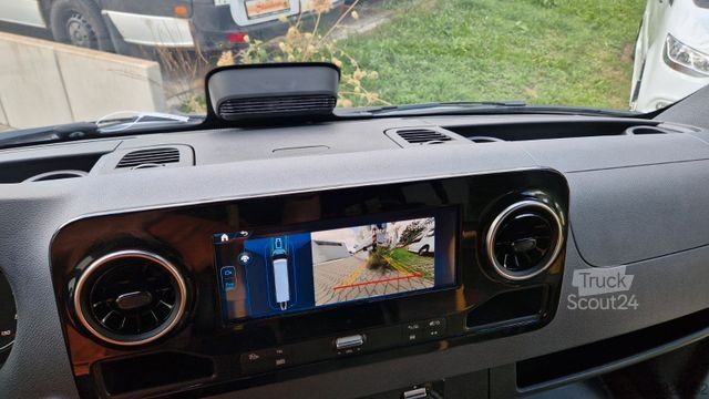 Minibús MERCEDES-BENZ 517 Lord Comfort XXL Lagerfahrzeug 23 SS