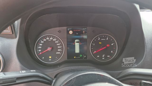 Minibús MERCEDES-BENZ 517 Lord Comfort XXL Lagerfahrzeug 23 SS