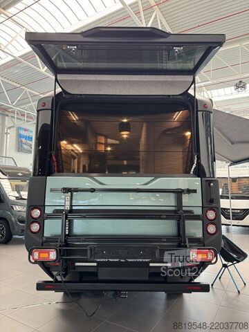 عربة تخييم شبه مدمجة Hymer Venture S