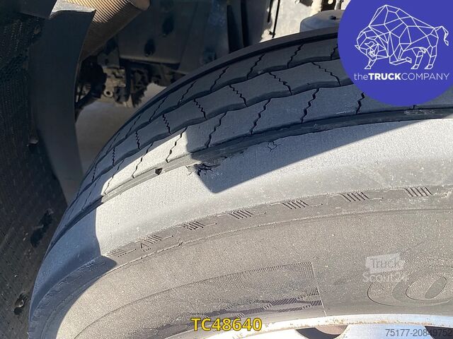 Chassis with cab Volvo FH 460