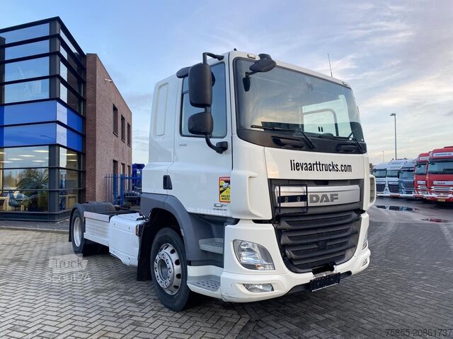 Standard tractor DAF CF 440 FT Spacecab /  Euro 6 / ADR