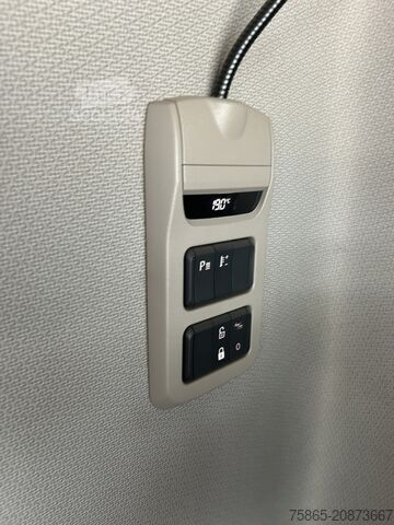 Standard-SZM DAF CF 410 FT Space Cab / 742 dkm / 2 Tanks / NL Truck