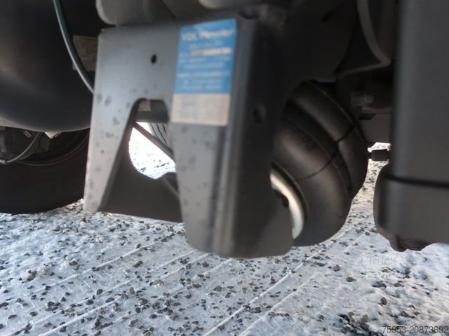 Semiremorcă frigorifică Schmitz Cargobull SKO 24 FP 60 Carrier Vector 1550 2 x LDS