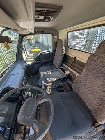 Tristrani prekucnik Isuzu NQR 75