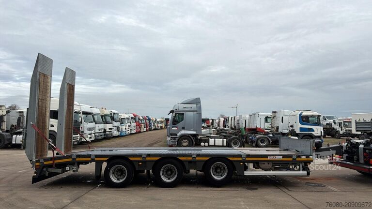 Încărcător redus Max Trailer max 300 (16110 LOAD CAPACITY / NEW CONDITION / ...