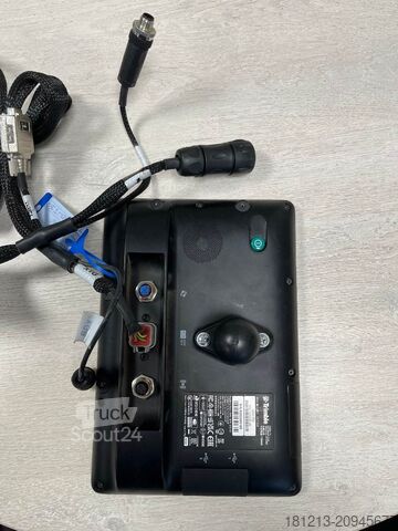 Machine agricole Trimble GFX 750 + NAV 900