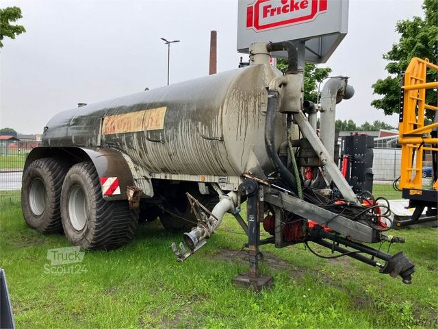 Épandeur d'engrais Kotte VT 16000