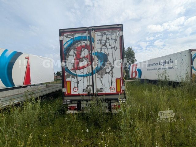 Kylmäkuljetuspuoliperävaunu SCHMITZ CARGOBULL Frigo Thermo King / Multi Temp / DS