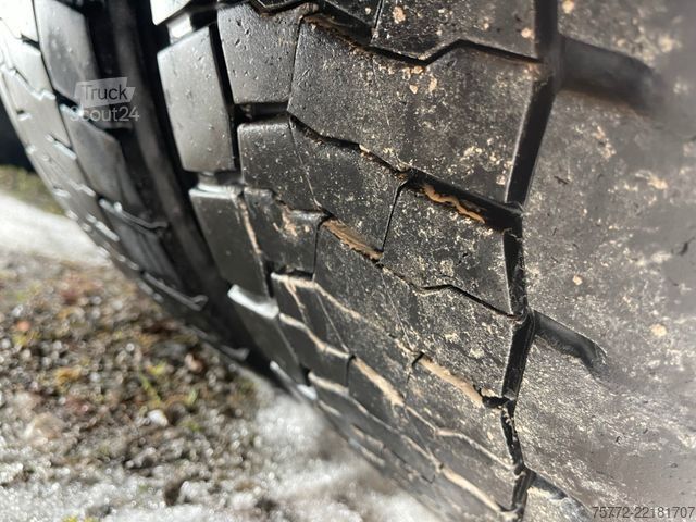 Vakio vetoauto MAN TGX XXL 18.510 4X2 LL SA - NUR 68000km!!!
