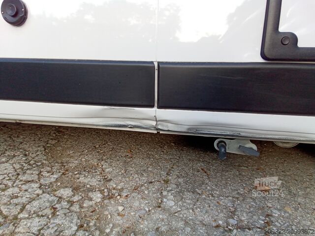 Caravan/camper Fiat Weinsberg Carabus 600 K | 4 posti letto | Completamente attrezzato