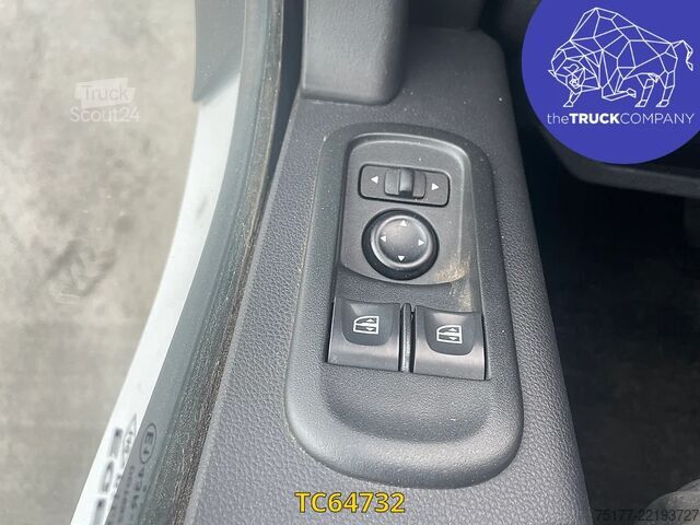 Zvedací plošina Renault Master 130.35 nacelle socage