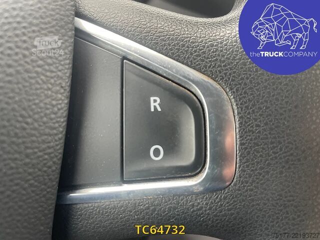 Zvedací plošina Renault Master 130.35 nacelle socage