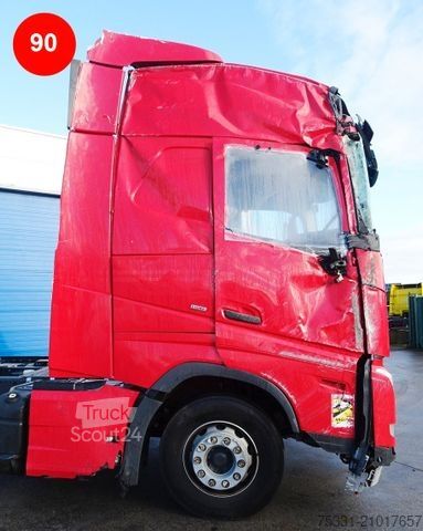 Standaard trekker VOLVO FH 460 GLOBETROTTER