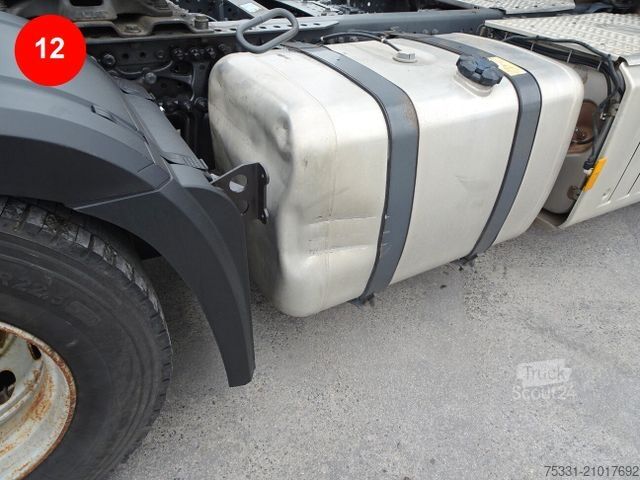 Standaard trekker MERCEDES-BENZ ACTROS 1845